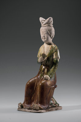 China Guardian Newsletter 114 · Guide to Quarterly Auctions - Fine Chinese Ceramics and Works of Art